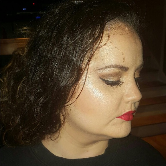 Meet your Posher, Gail - Picture 1 of 1